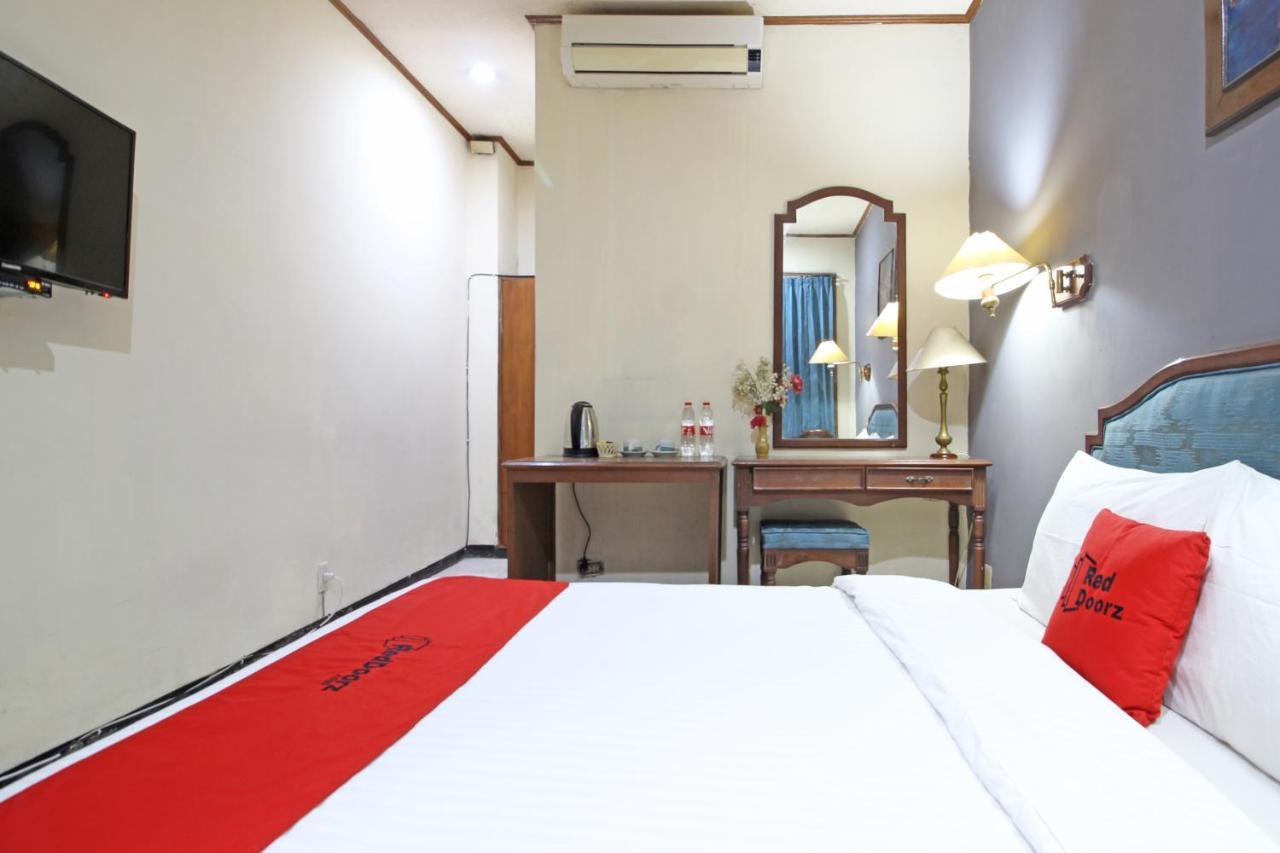 Reddoorz Near Malioboro Tugu Station Jogja Yogyakarta Exterior foto