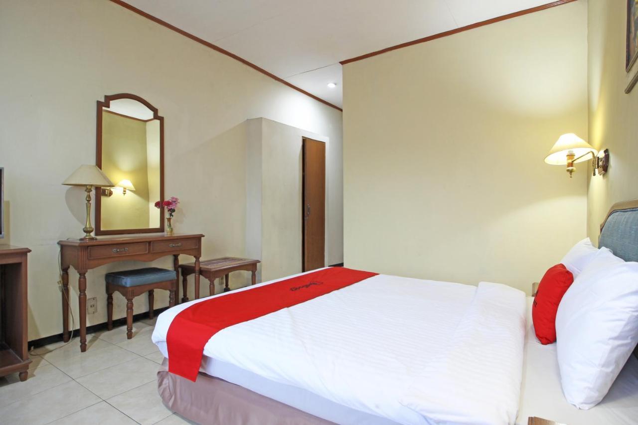 Reddoorz Near Malioboro Tugu Station Jogja Yogyakarta Exterior foto