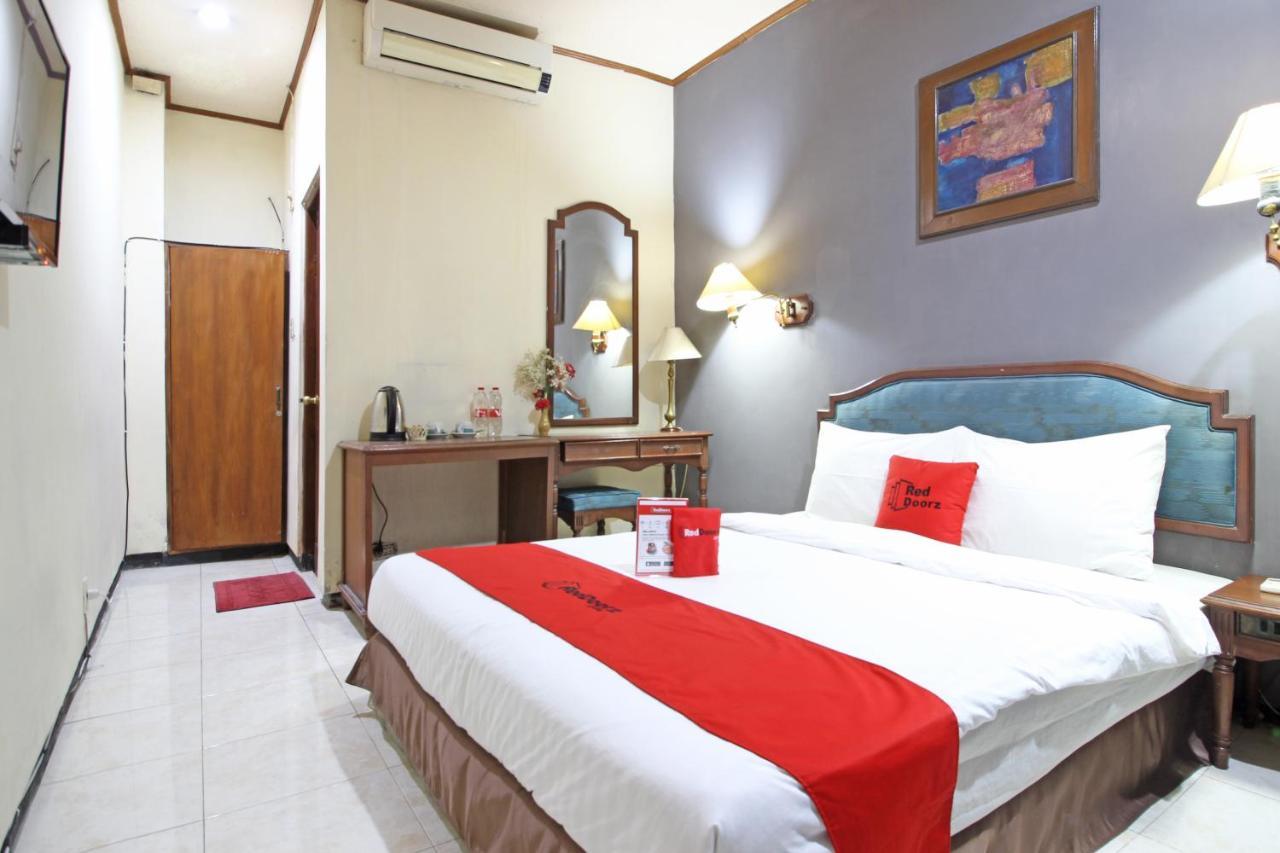 Reddoorz Near Malioboro Tugu Station Jogja Yogyakarta Exterior foto
